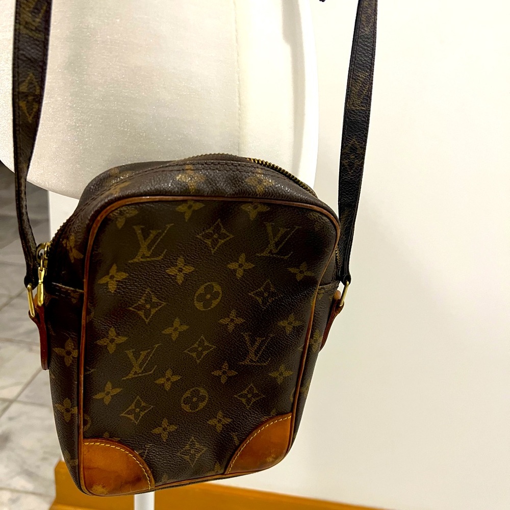 Vintage Louis Vuitton Crossbody bag